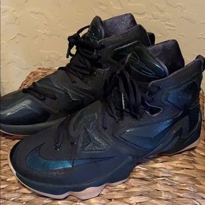 Like brand new! LeBron James Men’s Shoes